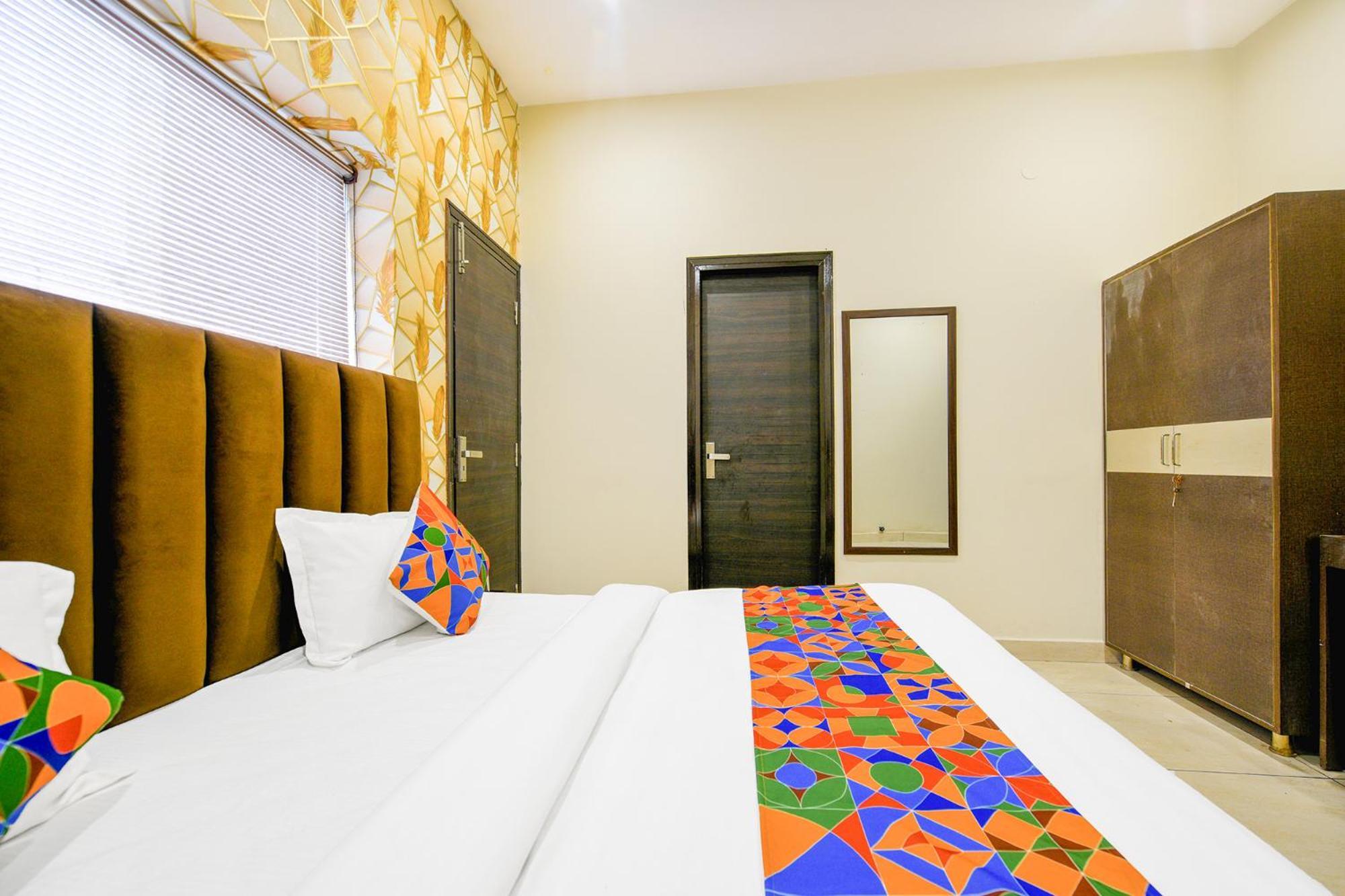 Fabhotel Royal Regency I Ludhijána Kültér fotó