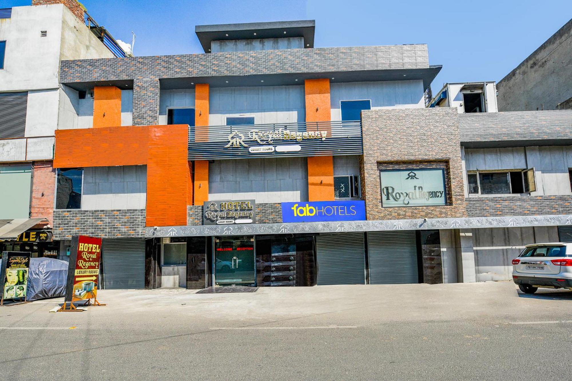 Fabhotel Royal Regency I Ludhijána Kültér fotó
